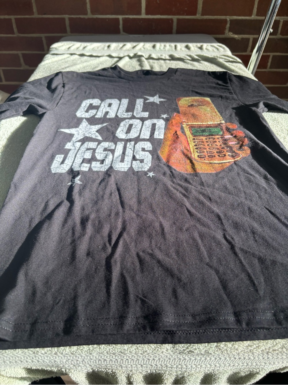Headgear Classics Call on Jesus Flip Phone Graphic T-Shirt Black Small